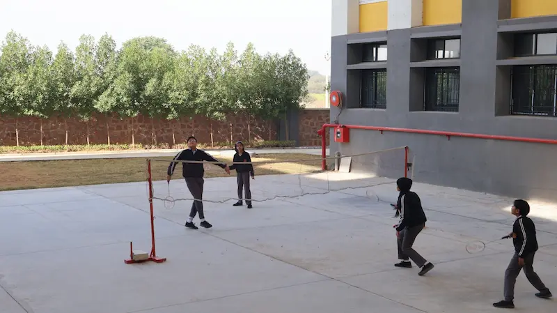 Badminton